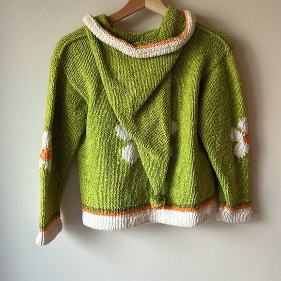 Children’s hand kint sweater with elf hood - Picture 5 of 10